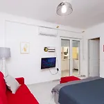 Modern Tiran