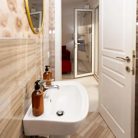 公寓 Modern 地拉那